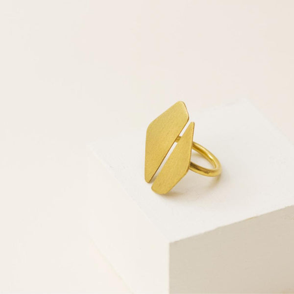 Iku Ring - Luisa López