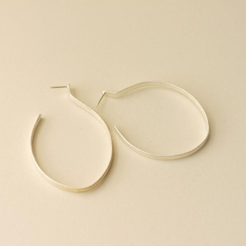 Clio Maxi Hoops - Luisa López