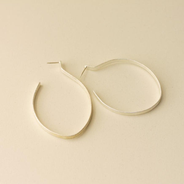 Clio Mini Hoops - Luisa López